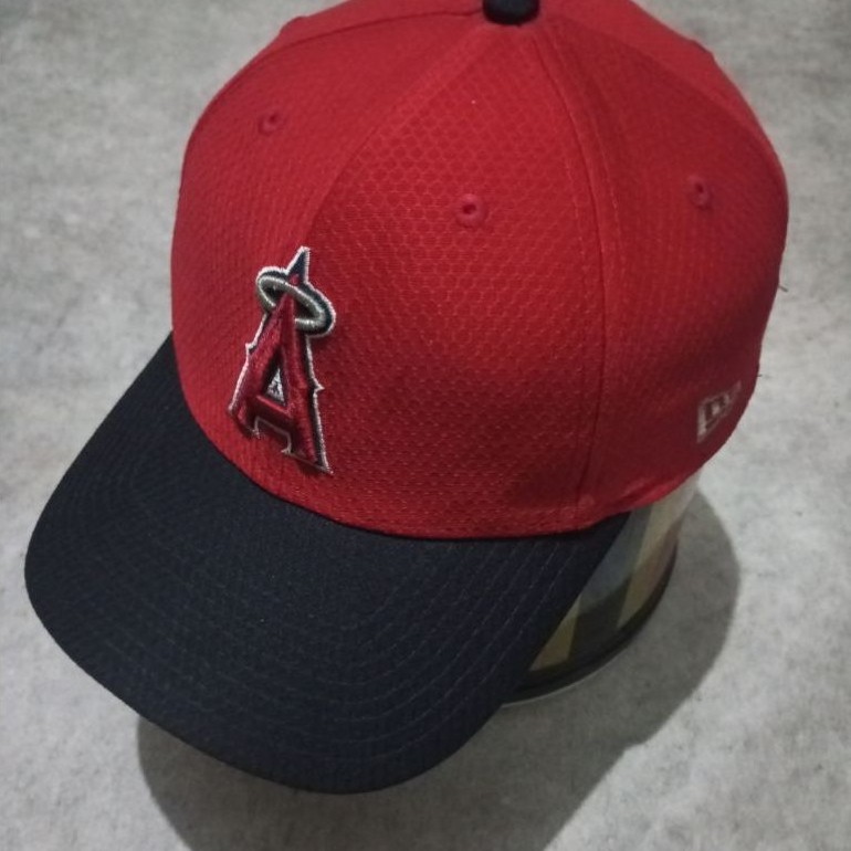 Topi New Era Angeles Red & Navy Second Build Up Original