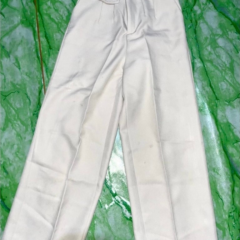 [Preloved] Celana Oro Pants Haighwaist Ivory