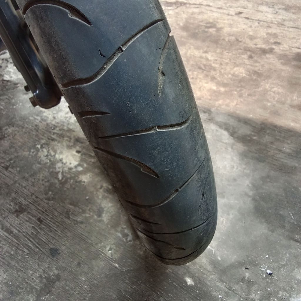Ban luar MIZZLE 90/80-17 ring 17 SCOND