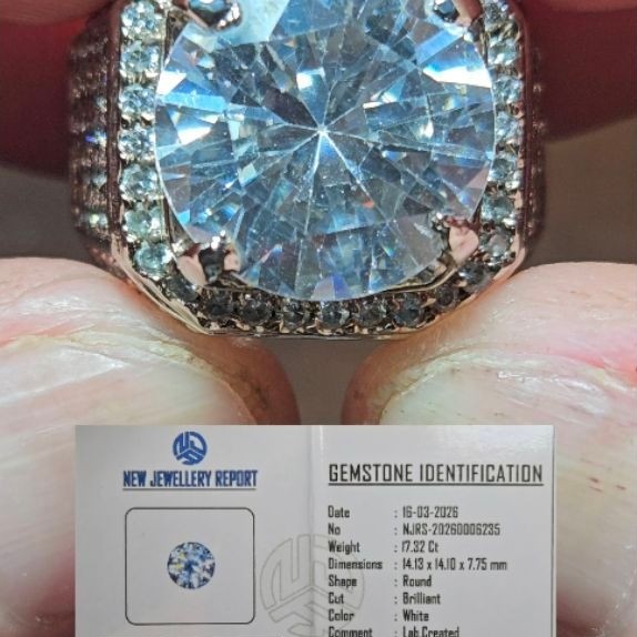 White Moissanite Cincin Putih