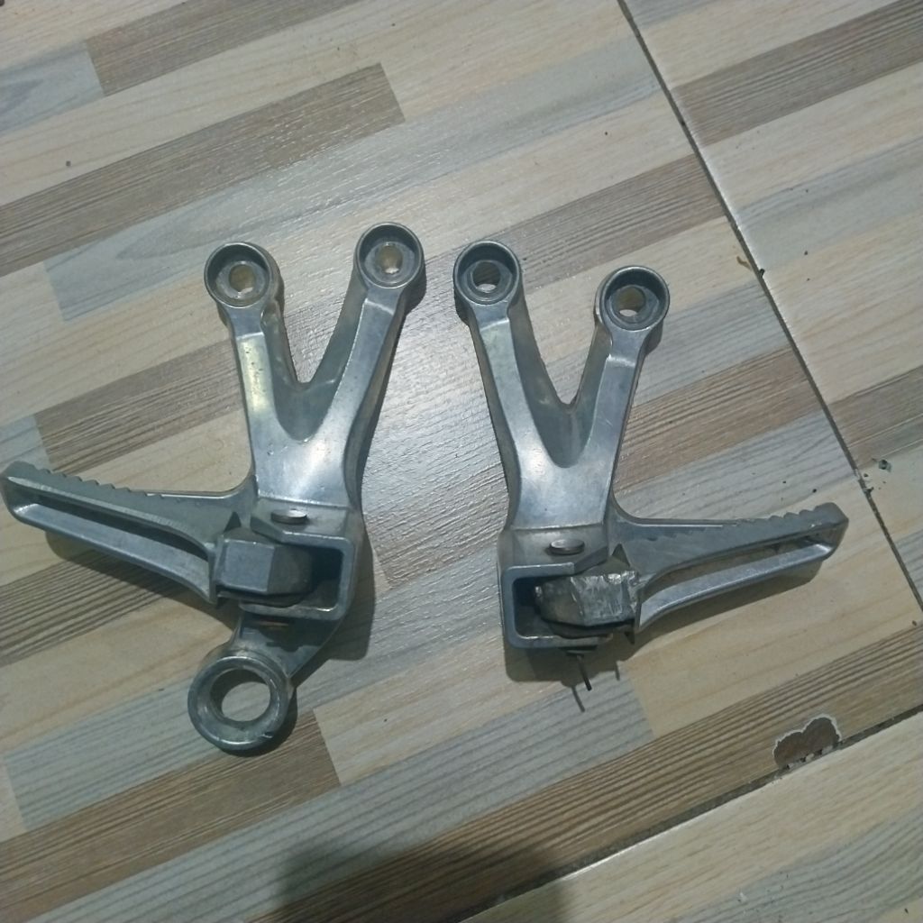 STEP POOSTEP BELAKANG SATRIA FU (LOKAL KW) COPOTAN SECOND
