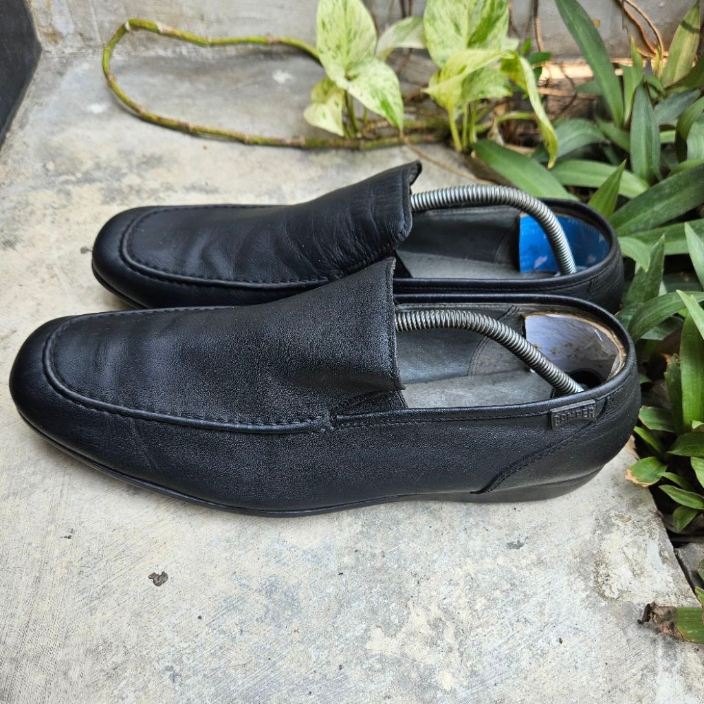 sepatu loafer second camper size 45(30cm)