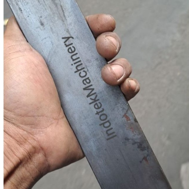 Plat Besi Strip Tebal 3mm × 30mm × 100mm STRIP BESI