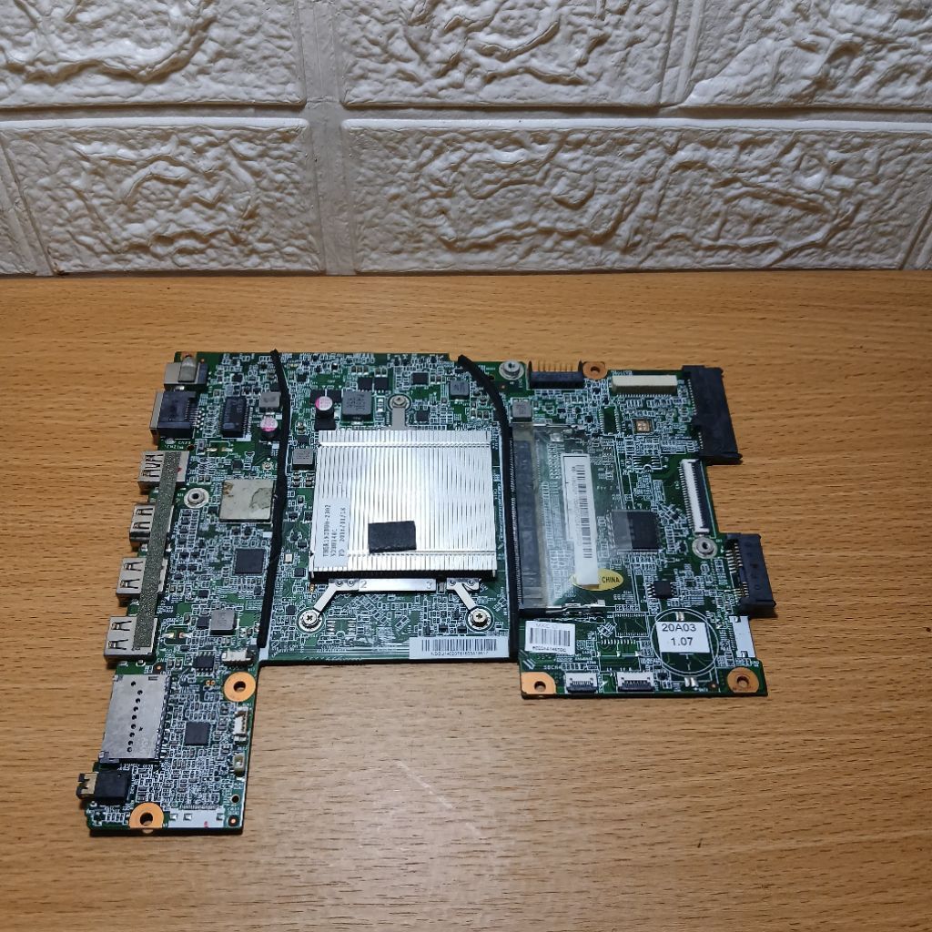 Motherboard Mainboard Mobo Mesin Mati Laptop Acer One 14 Z1402