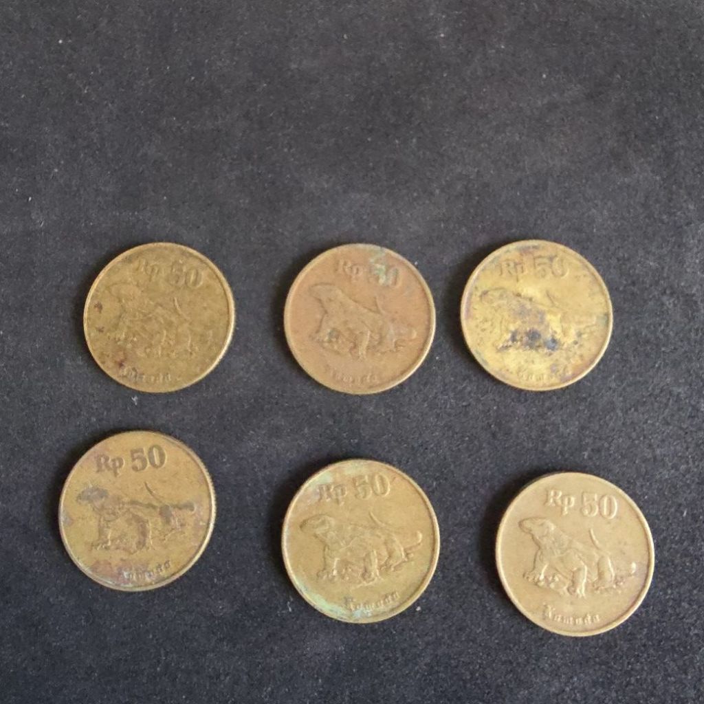 Uang Logam 50 rupiah lima puluh gambar komodo tahun 1993 sd 1998