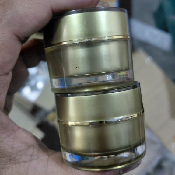 Pot Acrylic Bulat 10g  Gold / Pot Skincare -001 (Defect)