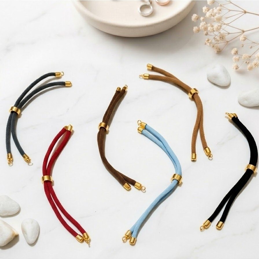 Gelang Tali Serut Hongkong Adjustable Charm Warna Emas Unisex Aksesoris
