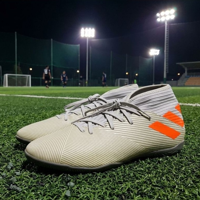 Sepatu Bola Second Adidas Nemezis 19.3 AG Size 45 Insole 290 Second Ori