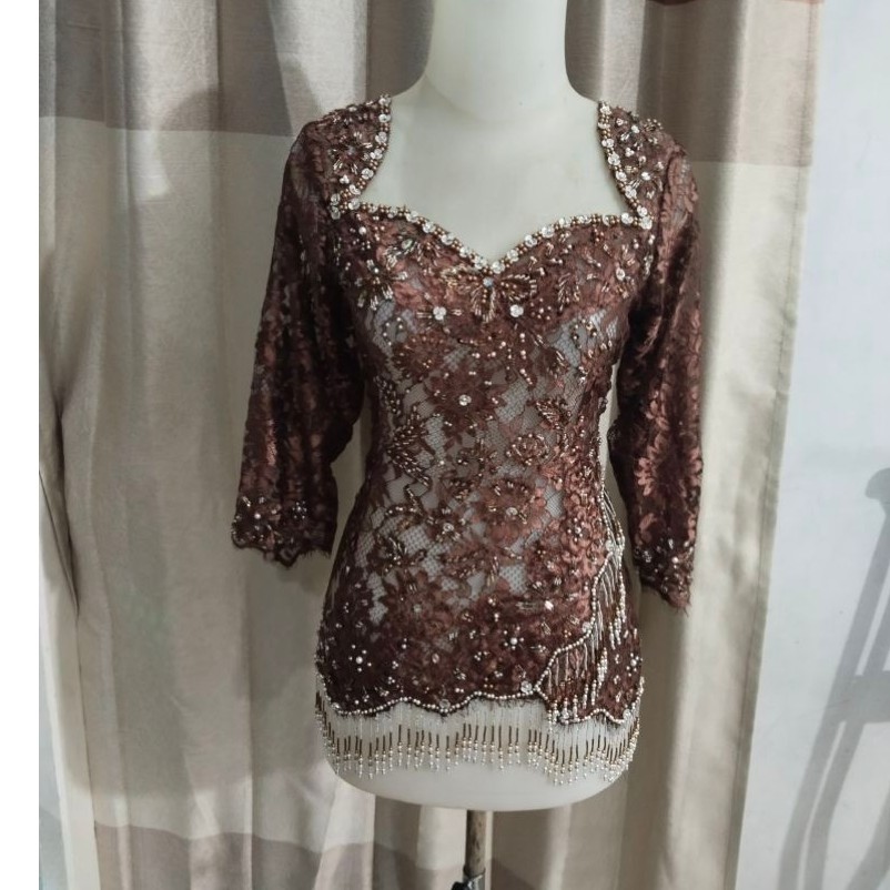 kebaya wisuda, kebaya martuppol , kebaya model kekinian
