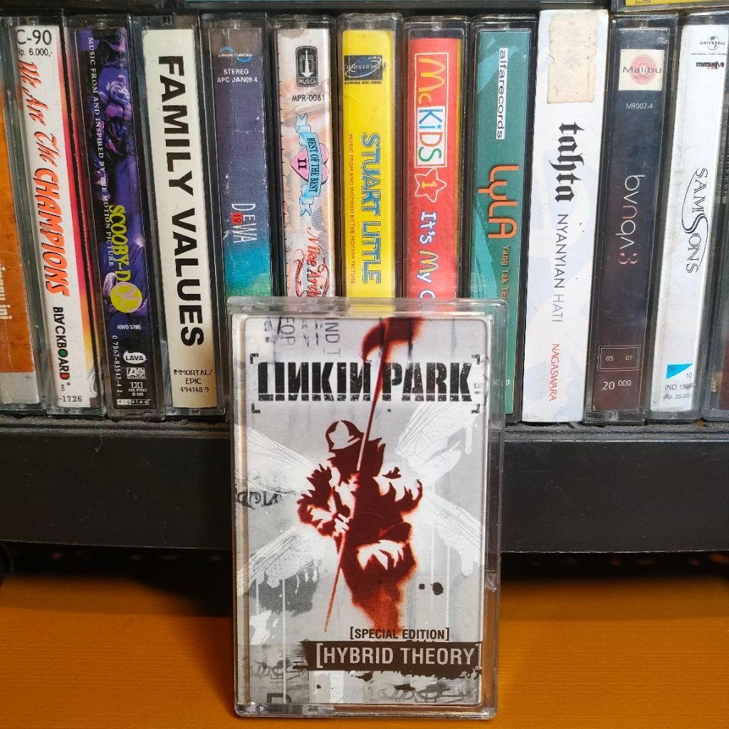 Kaset Pita Linkin Park Hybrid Theory Special Edition Live bagus bersih kaku