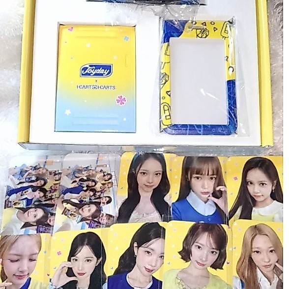 OFFICIAL HEARTS2HEARTS X JOYDAY PHOTOCARD PC | IAN, YE-ON, YUHA, GROUP, LANYARD