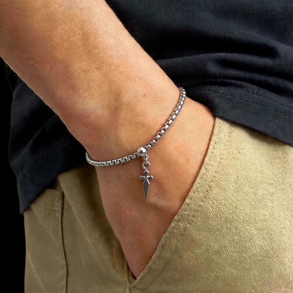 Gelang Tangan Pria Desain Unik Titanium Tahan Karat