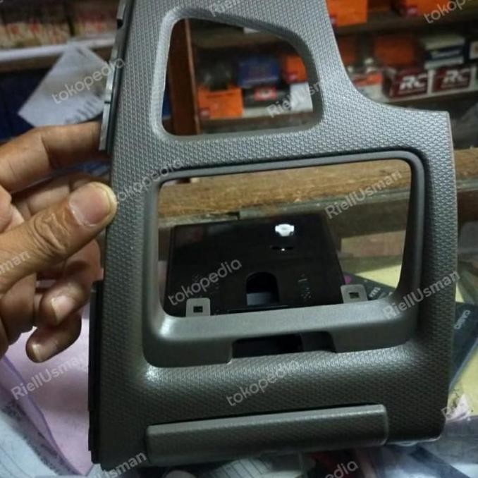 TERMURAH - Cup Holder + cover kisi2 kanan Ertiga