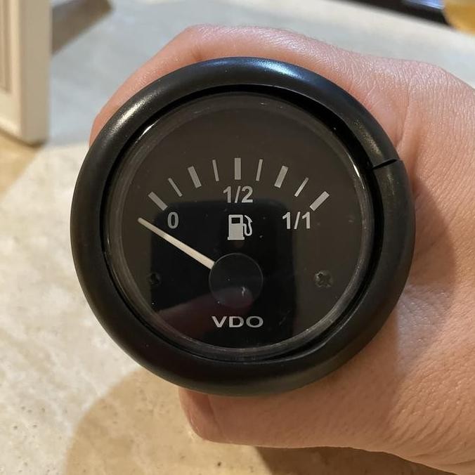 Meter Bahan Bakar Vdo 24 V - Vdo Fuel Meter 24 Volt Genset Meter Bbm