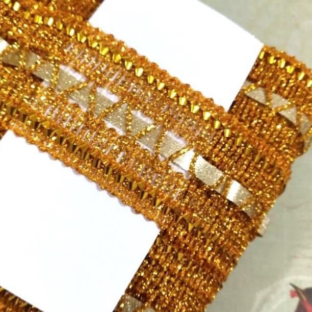 

Open DS] Renda Emas / Renda India Masuk Pita 1643 (17 yards - lebar 4 cm)