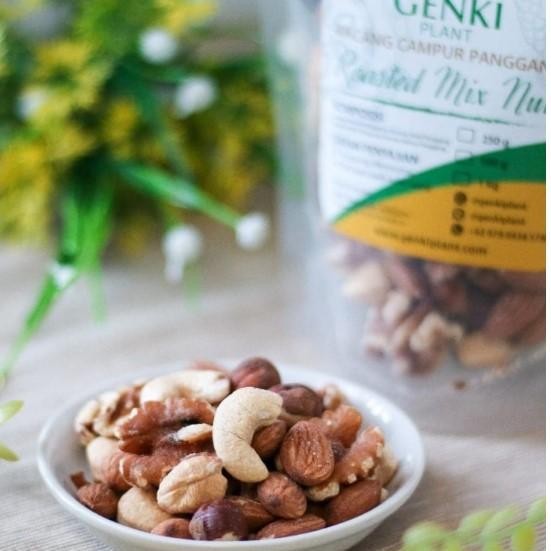

Kacang Roasted Mix Nut 250Gr Kacang Campur Panggang