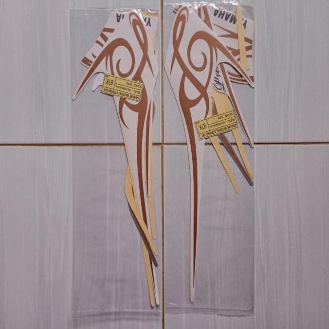 Ready  sticker motor yamaha fino premium 2016 Putih