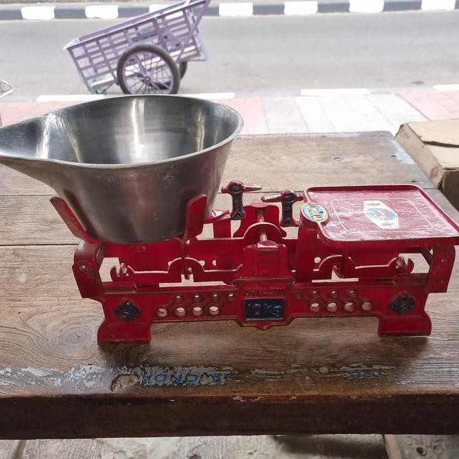 Timbangan Duduk / Bebek Kapasitas 10 Kg Merk Dynasti