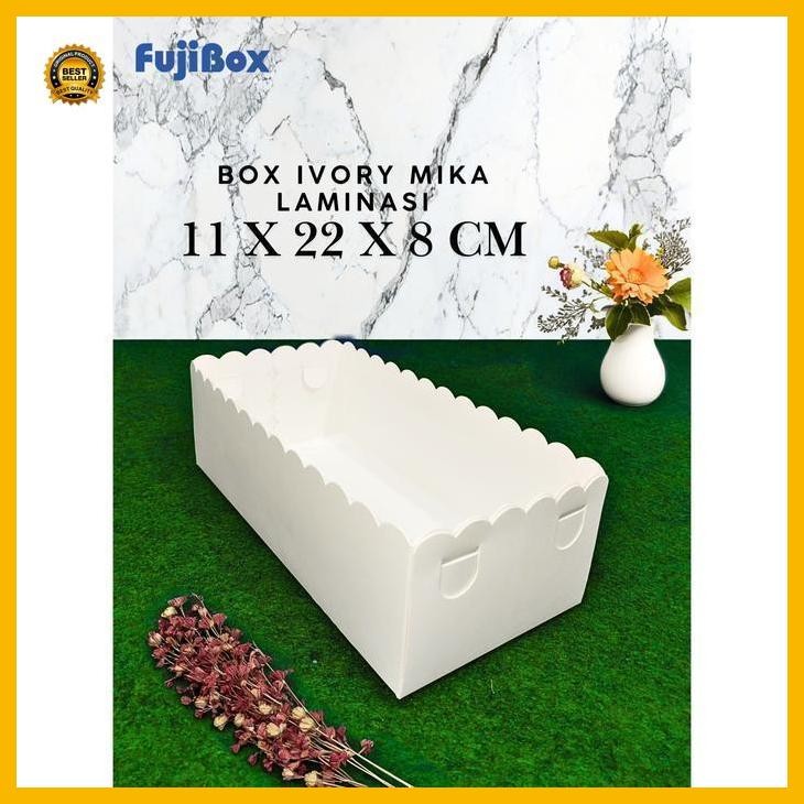 

(Promo) ( 10 Pcs ) Fuji Box Dus Kotak Kue Hampers Puding Cake Ivory Laminasi 11 Cm X 22 Cm X 8 Cm Premium Tutup Mika Full Bestseller