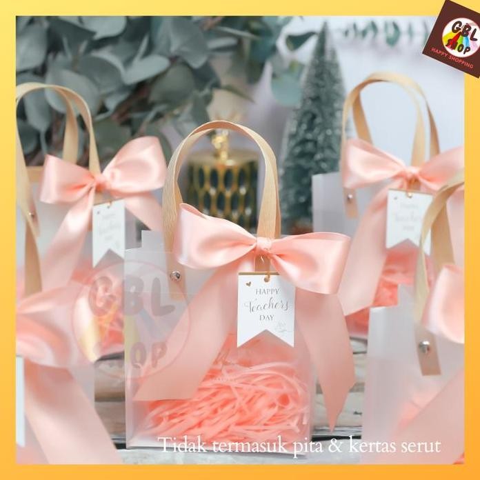 

Termurah Gift Bag Transparent 20X20X20 Hampers Bag Tas Kado Transparan