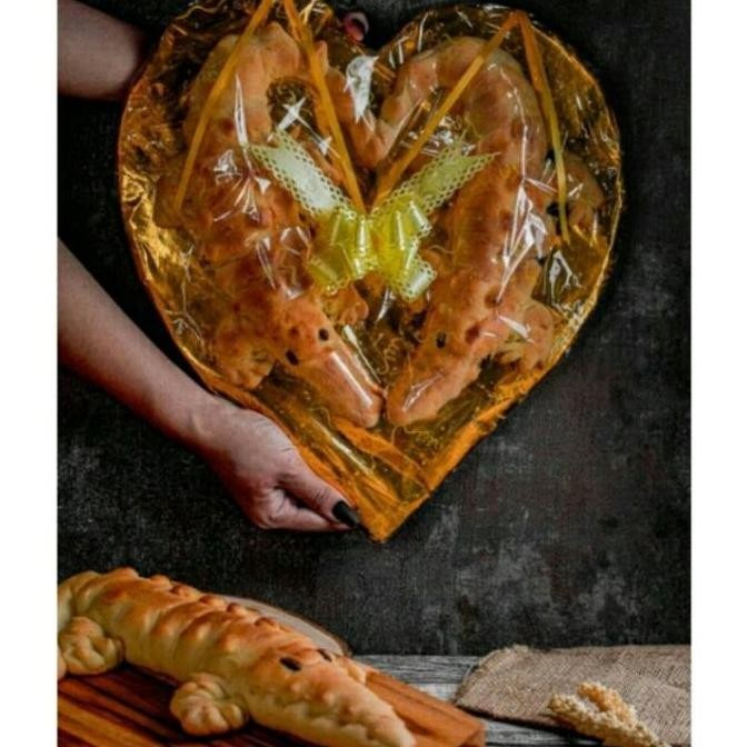 ROTI BUAYA LOVE UNTUK SESERAHAN