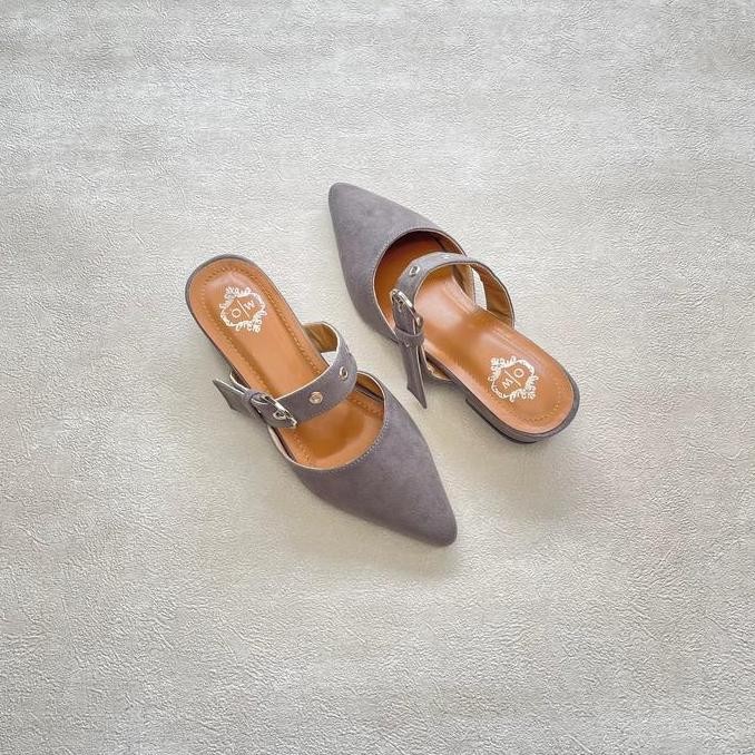 DR22>> Faduzzi Sandal Selop Wanita Tinggi Hak 3cm KANAWA Pesta Karet Shoes tertutup depan