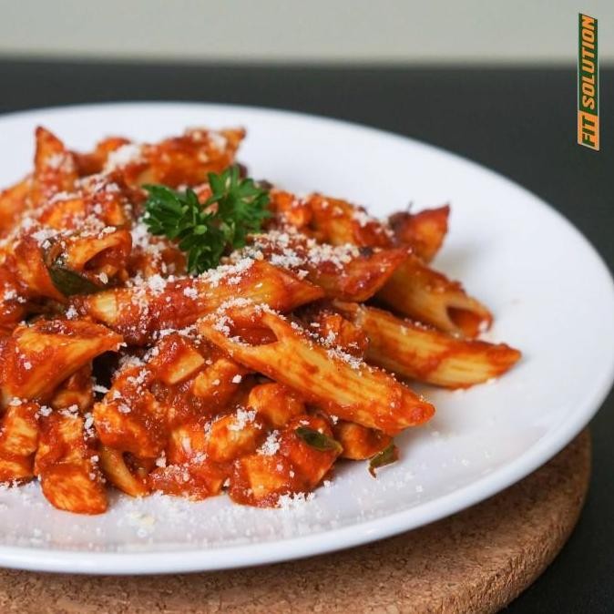

(Good) LOW CAL Chicken Arrabiata Penne | Prep Meal Diet Catering | Ready to Eat