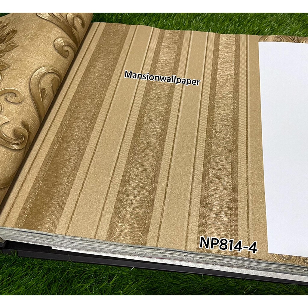Wallpaper Dinding Garis Salur Klasik Gold Emas Mewah