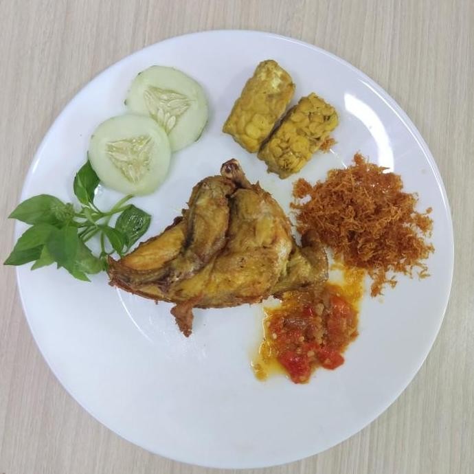 (Best) Ayam kampung ungkep bumbu kuning / Ayam kampung
