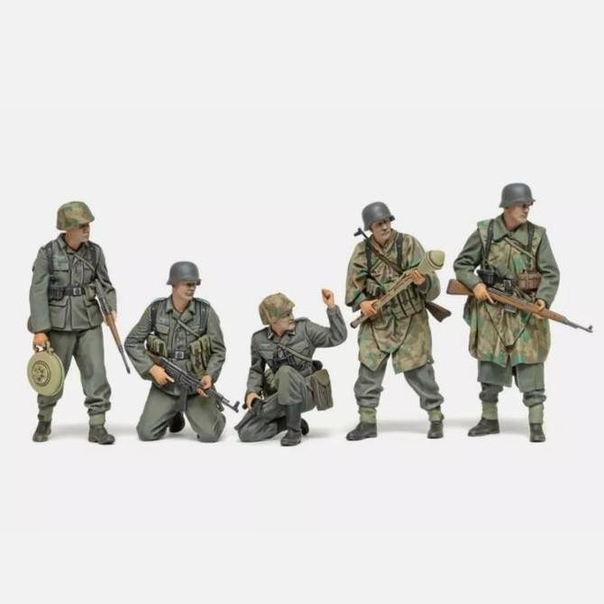 35382 TAMIYA GERMAN INFANTRY SET (LATE WWII)