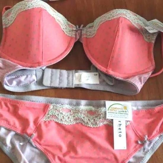 BRA SET RHETO BH SEXY (PIERRE CARDIN WACOAL UNIQLO YOUNG HEART TRIUMPH