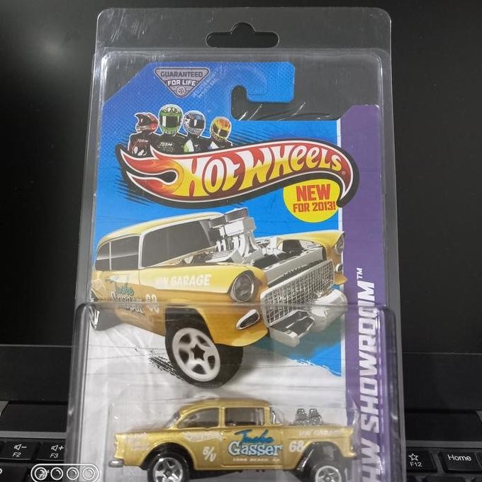 Hotwheels 55 Chevy Bel Air Gasser Gold Us Card Akta