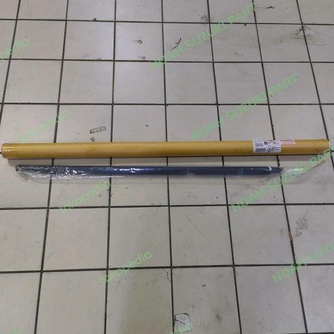 pelipit kaca luar Suzuki grand Vitara asli sgp