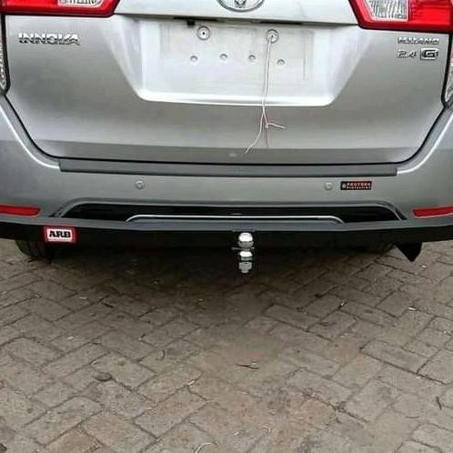 Towing Besi APelindung Bumper Belakang Mobil Grand Innova