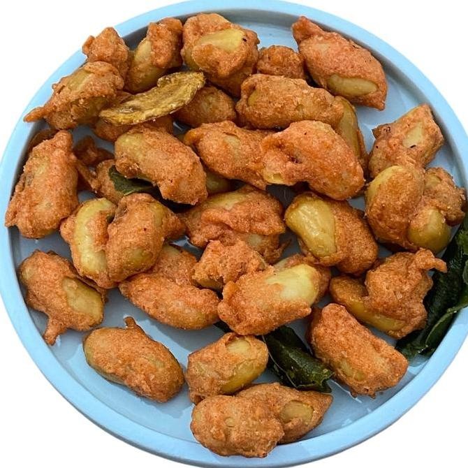 Promo Cemilan Kacang Tanah Rasa Thailand Daun Jeruk bawang Bali Bumbu Snack Pak 1 Kg Gurih Pedes Man