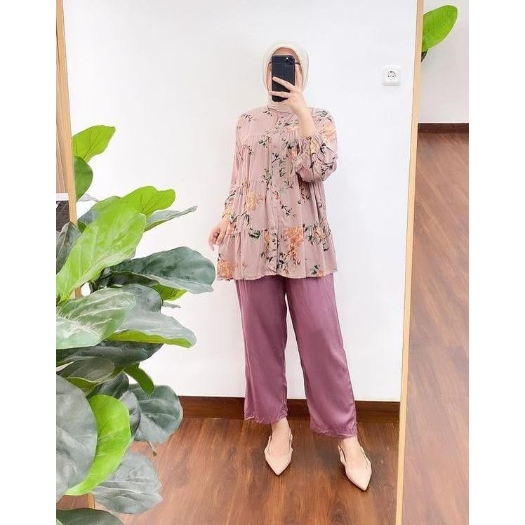 Baru - ONESET DELLA | Set wanita motif bunga | Atasan+Celana 