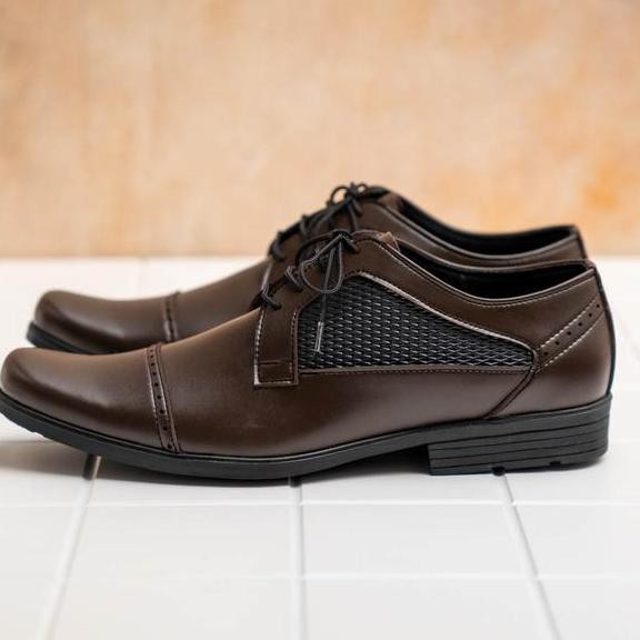 Paulmay Sepatu Formal Oxford Pria Milan 81 Brown Shoes