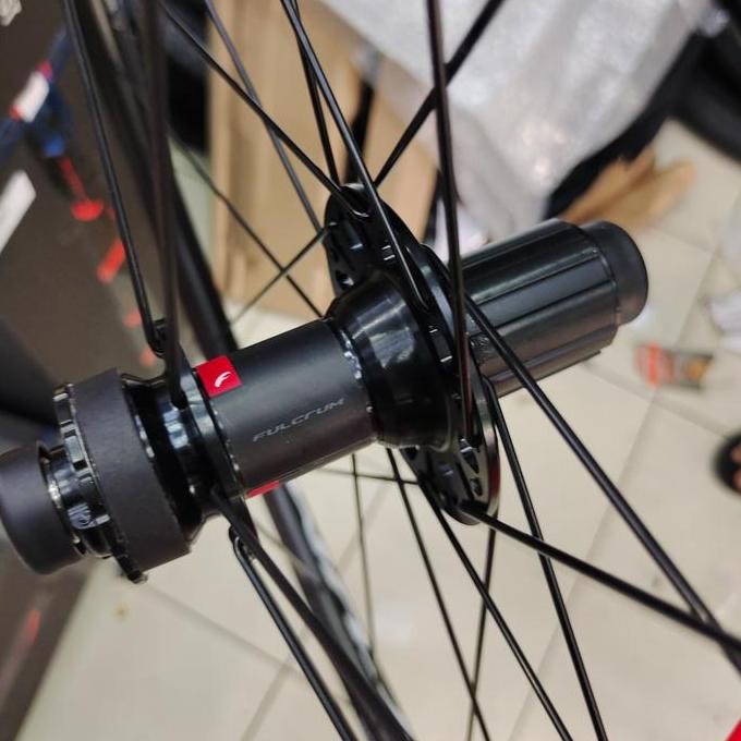 WheelSet 700C Disc Brake FULCRUM RC7 Roadbike Fulcrum RC-7 Disc Brake Center Lock TA