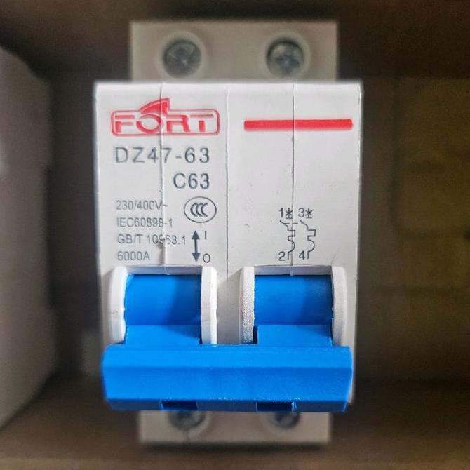 Disconnecting Switch DZ47-63A/2P 2P 63A / DZ47-63A/4P 4P 63A Pemutus Arus Listrik FORT Diskon