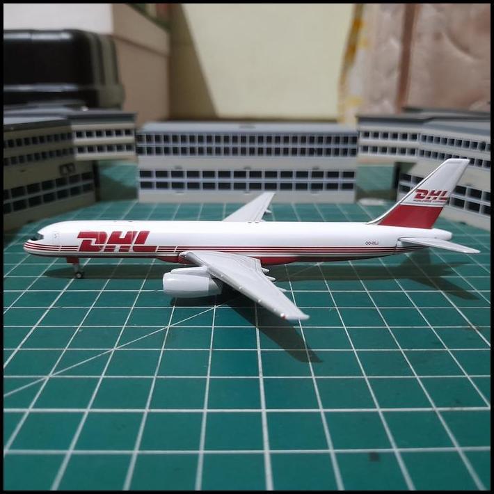GRATIS ONGKIR GEMINI JETS SKALA 1:400 - BOEING 757 DHL (HWL20) 