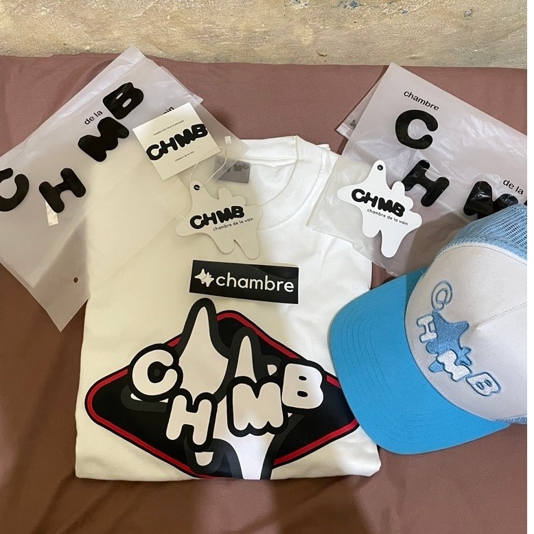Tshirt CHMB-White & topi chmb