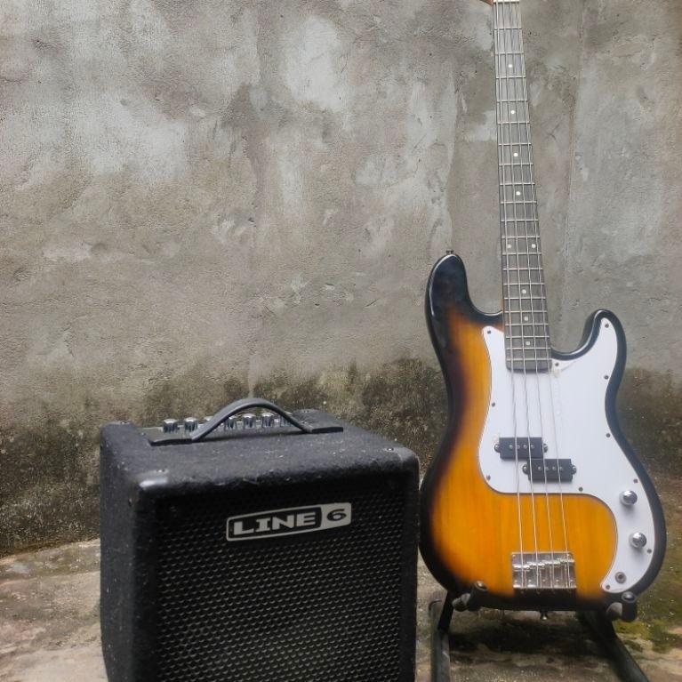 Ampli Bass Line6