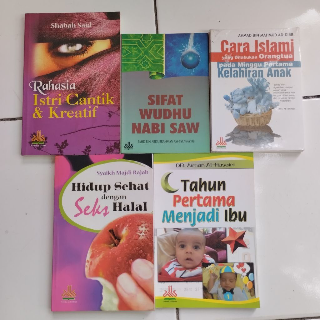(RL-30) Buku Bekas Preloved Baru Al Kautsar Tahun Pertama Menjadi Ibu Dr. Aiman Al Husaini  - Hidup 