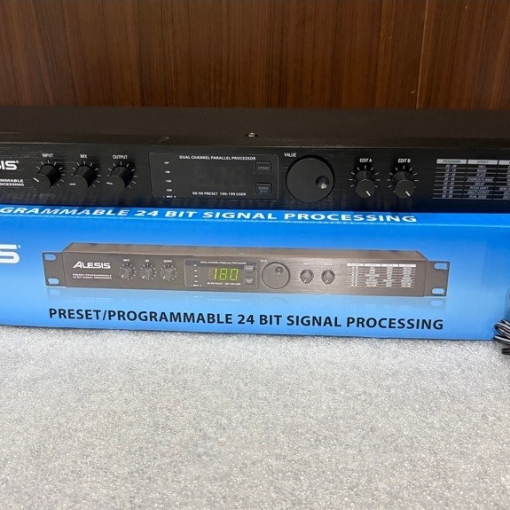 Effect vocal Alesis made in USA microverb 4 original efek vokal alesis usa microverb4