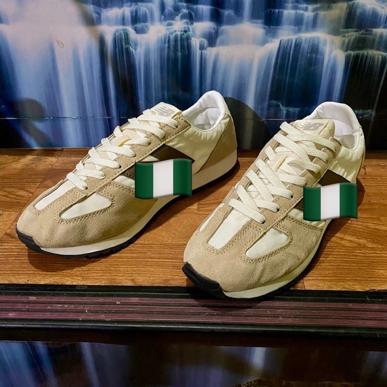 Sepatu Sneakers Pria Size 45 Insol 29