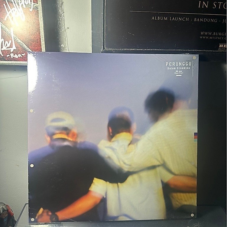 Vinyl 12" Perunggu Album Dalam Dinamika 1st pressing (Black LP)