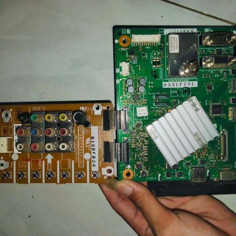 MB TV SHARP 40M550 MAINBOARD TV SHARP 40M550