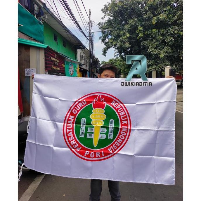 Promo Bendera Bahan Satin PGRI 90x135cm Diskon
