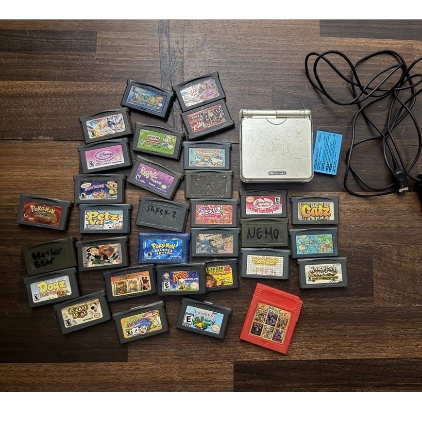 PAKET GAMEBOY ADVANCE (GBA) SP 101 NINTENDO