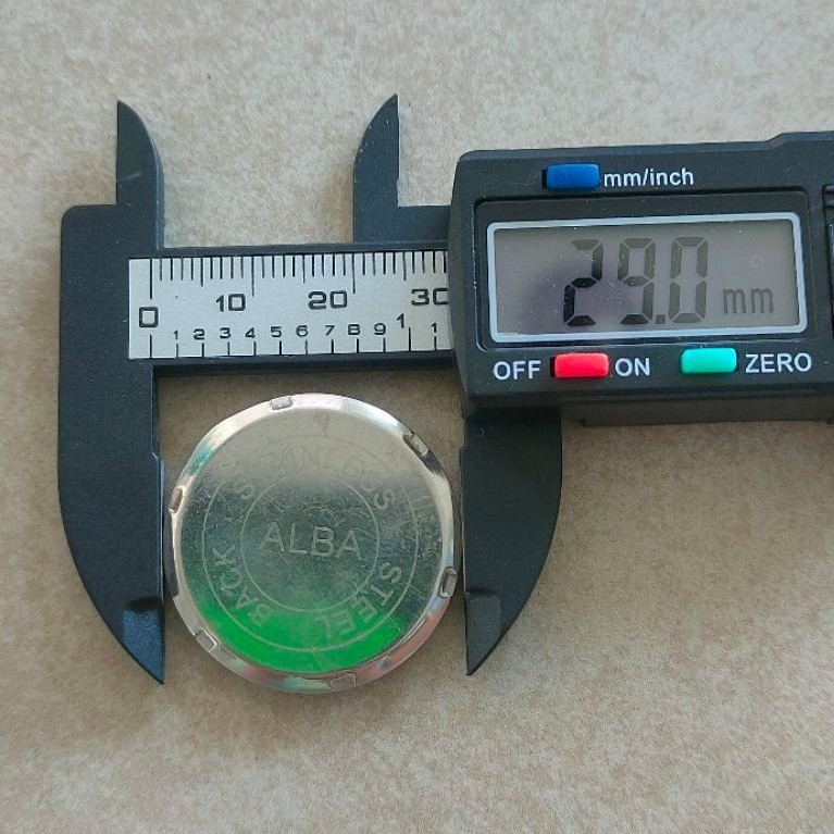 backdoor arloji Alba 29mm no 29